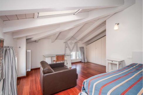 imm_42959-20250508163940-1280-