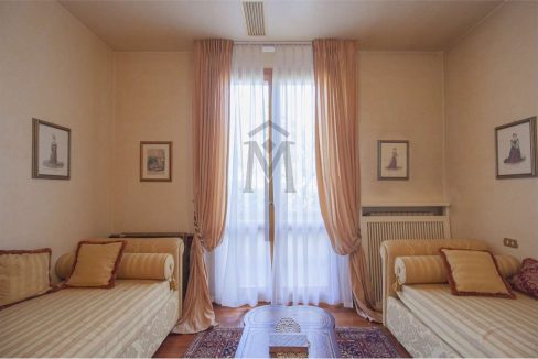 imm_42991-20250512112903-1280-