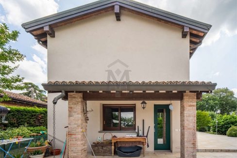 imm_44373-20250801150908-1280-