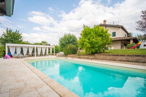 imm_44377-20250801150952-1280-