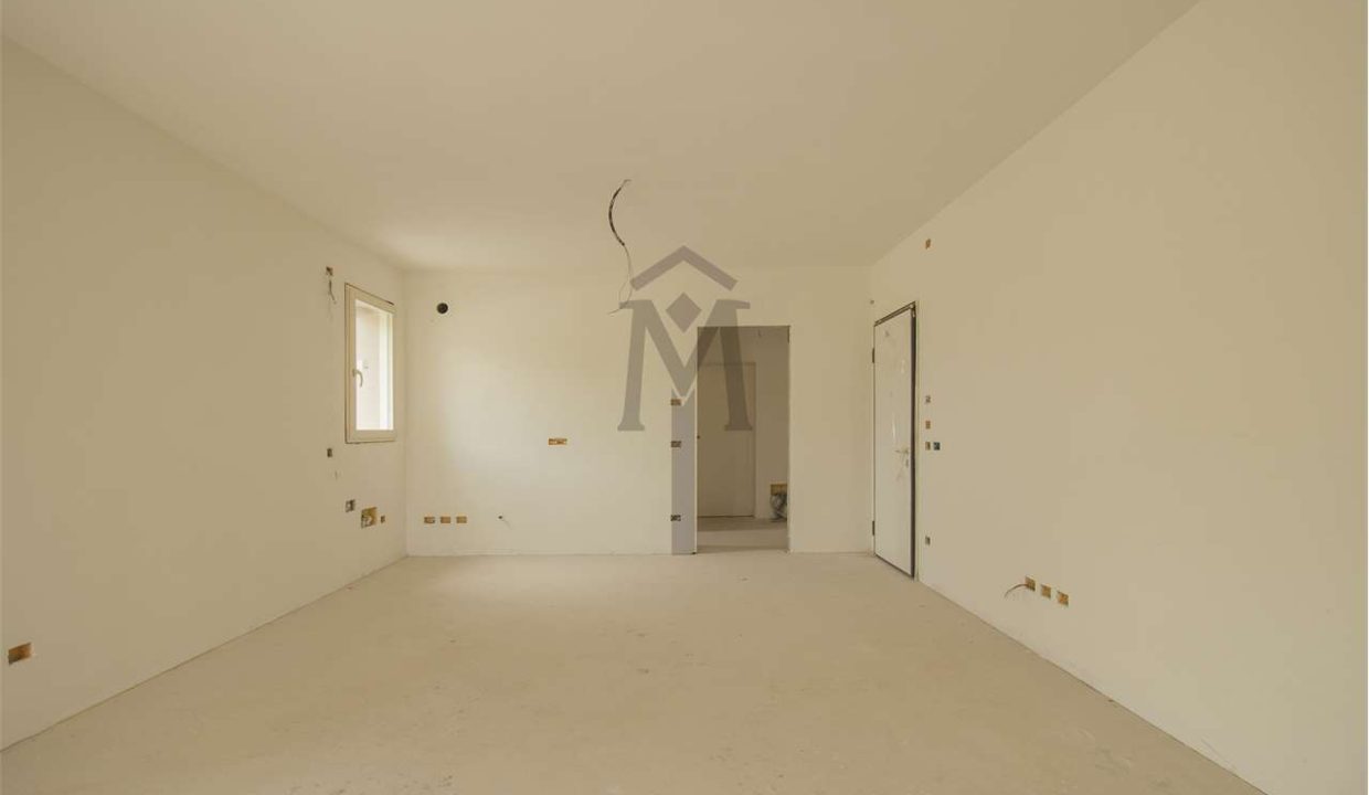 imm_44573-20250806183052-1280-