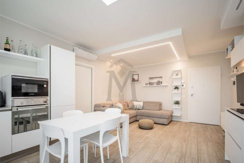 imm_44627-20250808123644-1280-