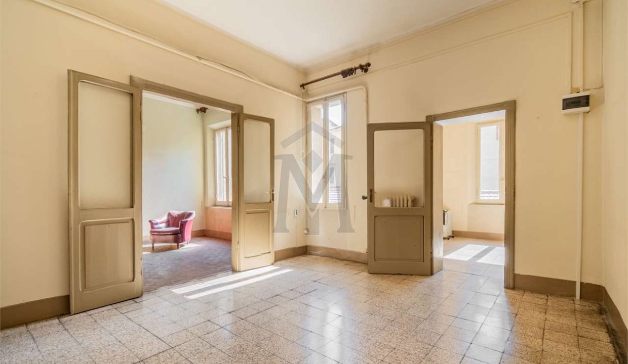 imm_44674-20251106122403-1280-