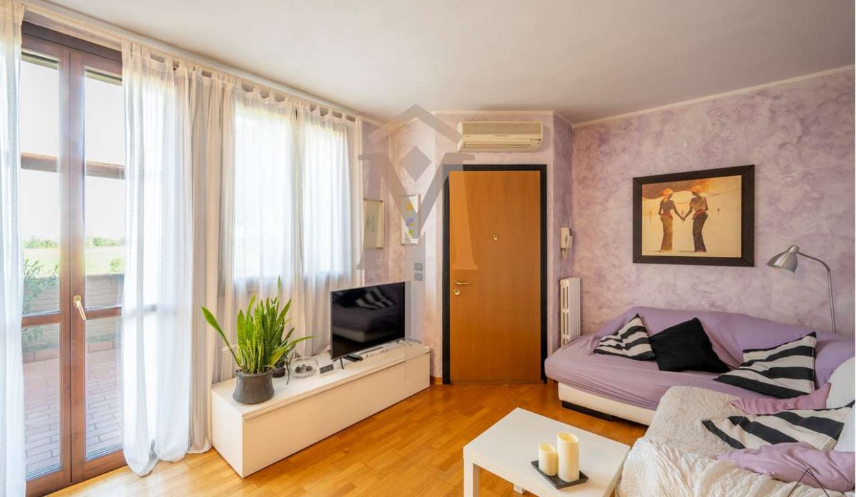 imm_44876-20250918183427-1280-