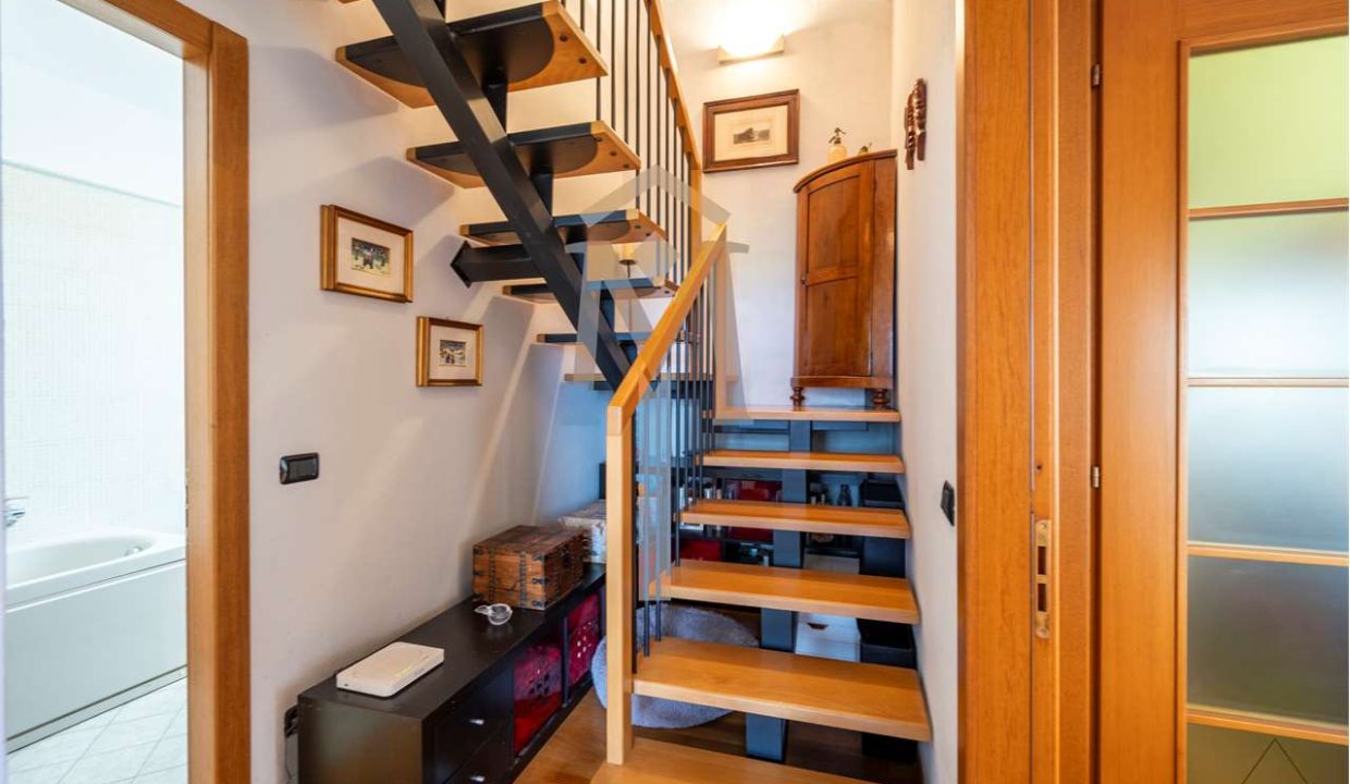 imm_44886-20250918183758-1280-