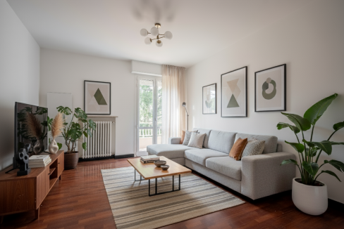 imm_45072-20250922185025-1184-