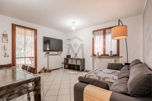 imm_45152-20250923180612-1280-