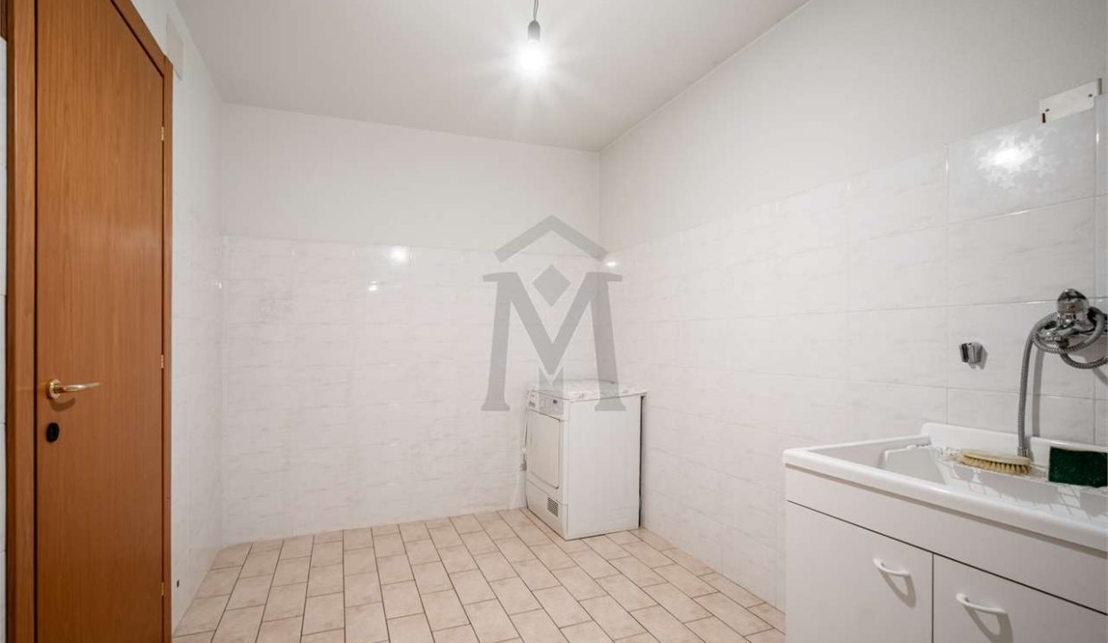 imm_45364-20250929152559-1280-