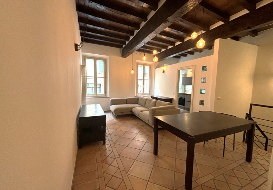 imm_45410-20251006114137-1034-