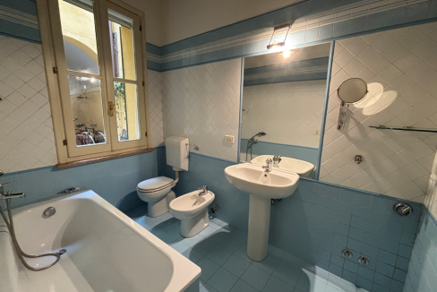 imm_45426-20251002111816-990-