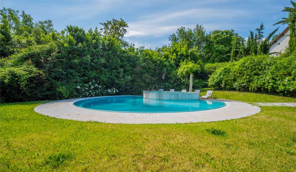 imm_45556-20251009110456-1280-