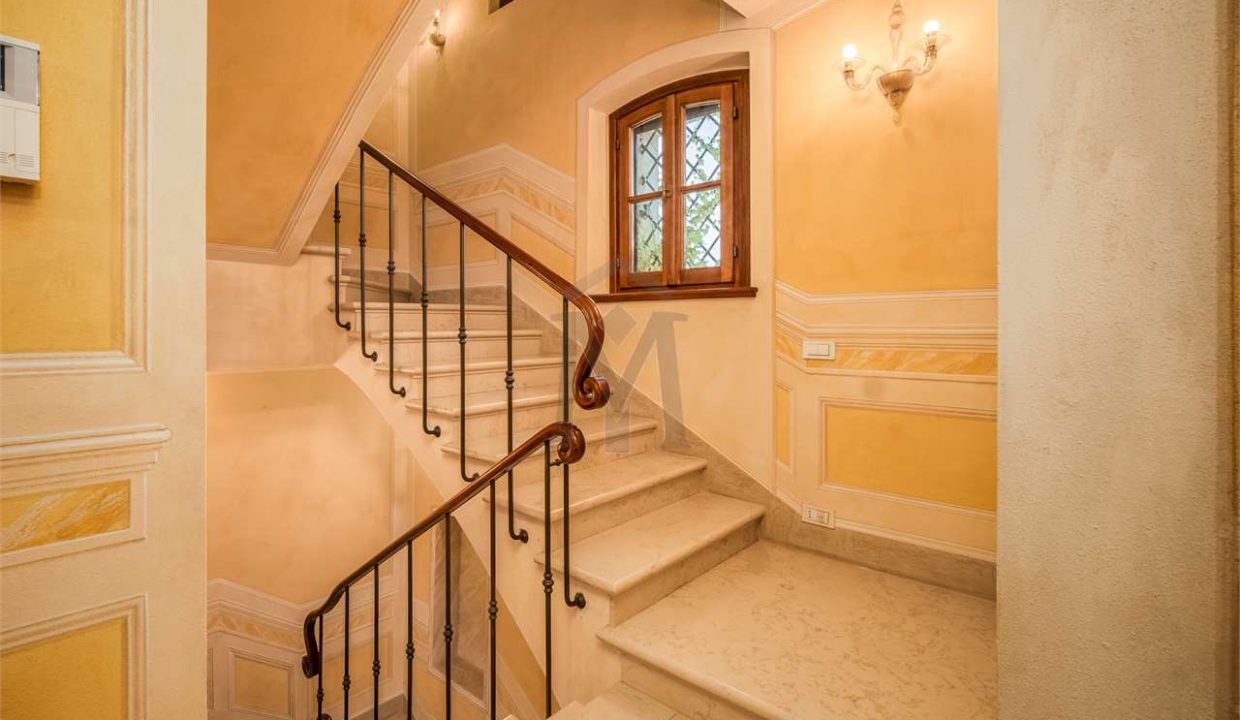 imm_45568-20251009105804-1280-