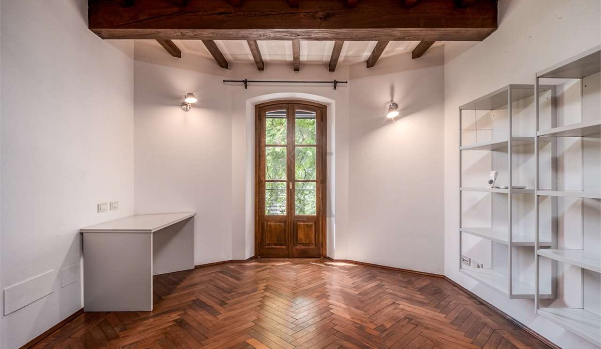 imm_45573-20251009110002-1280-