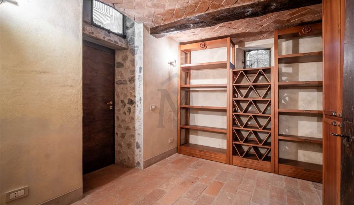 imm_45594-20251009111410-1280-