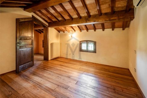 imm_45602-20251009111141-1280-