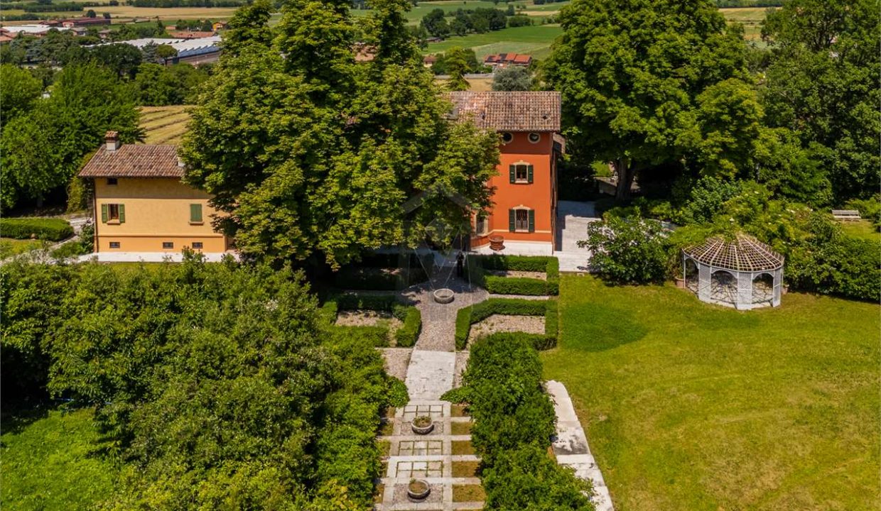 imm_45643-20251009110535-1280-