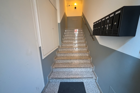 imm_45716-20251010121410-1023-