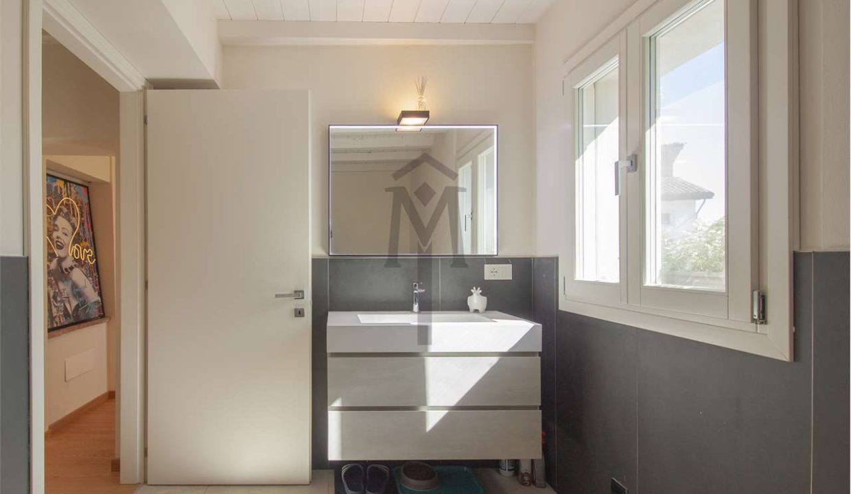 imm_45812-20251014113448-1280-