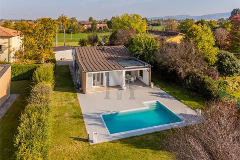 imm_45886-20251016105849-1280-