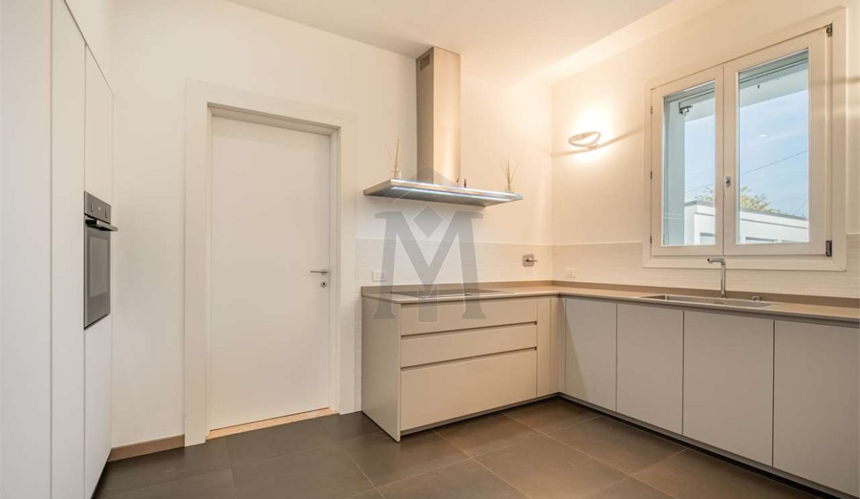 imm_45889-20251016105059-1280-