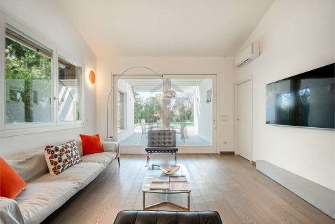 imm_45899-20251016105124-1280-