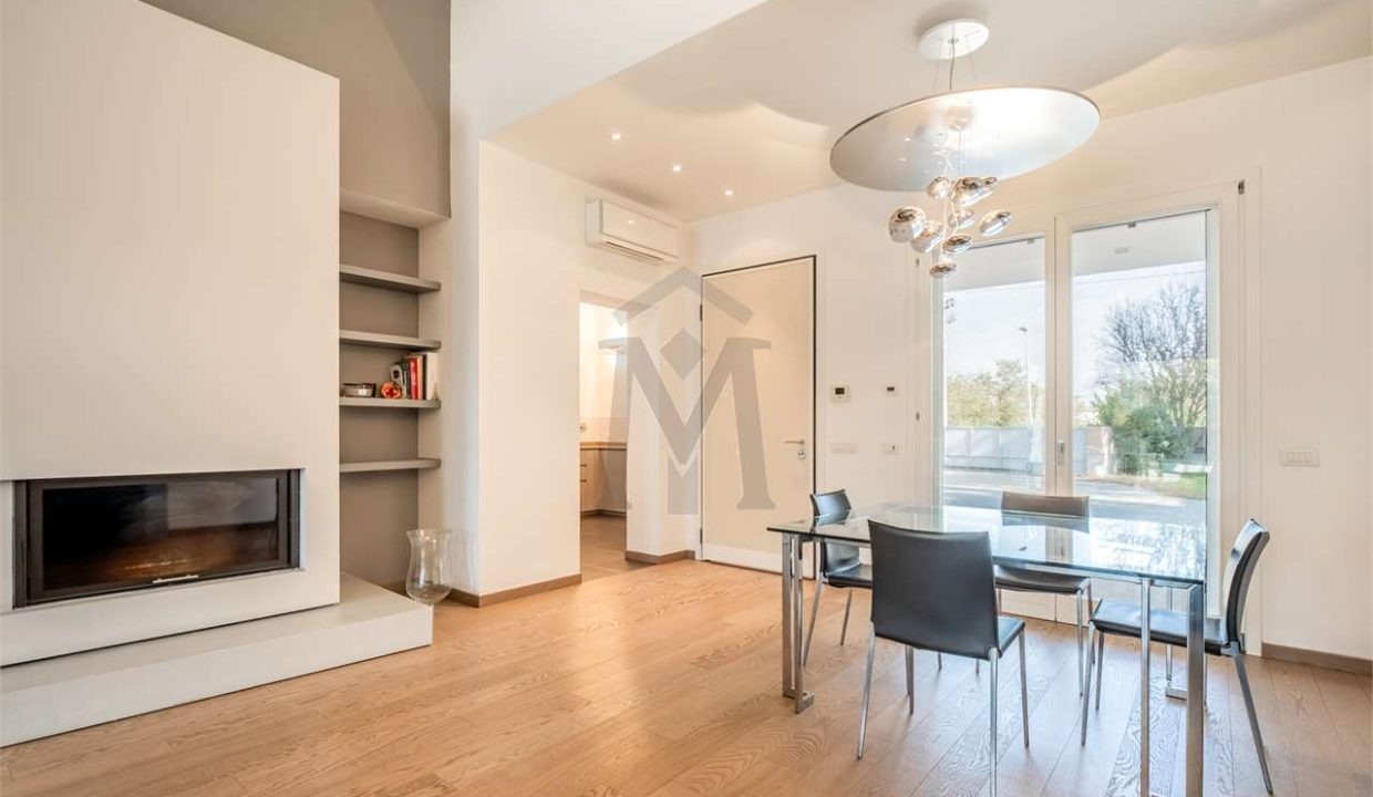 imm_45901-20251016105129-1280-