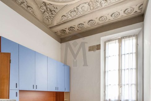 imm_46171-20251027185344-1280