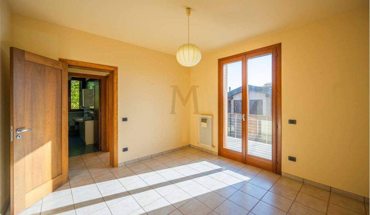 imm_46553-20251118155930-1280-