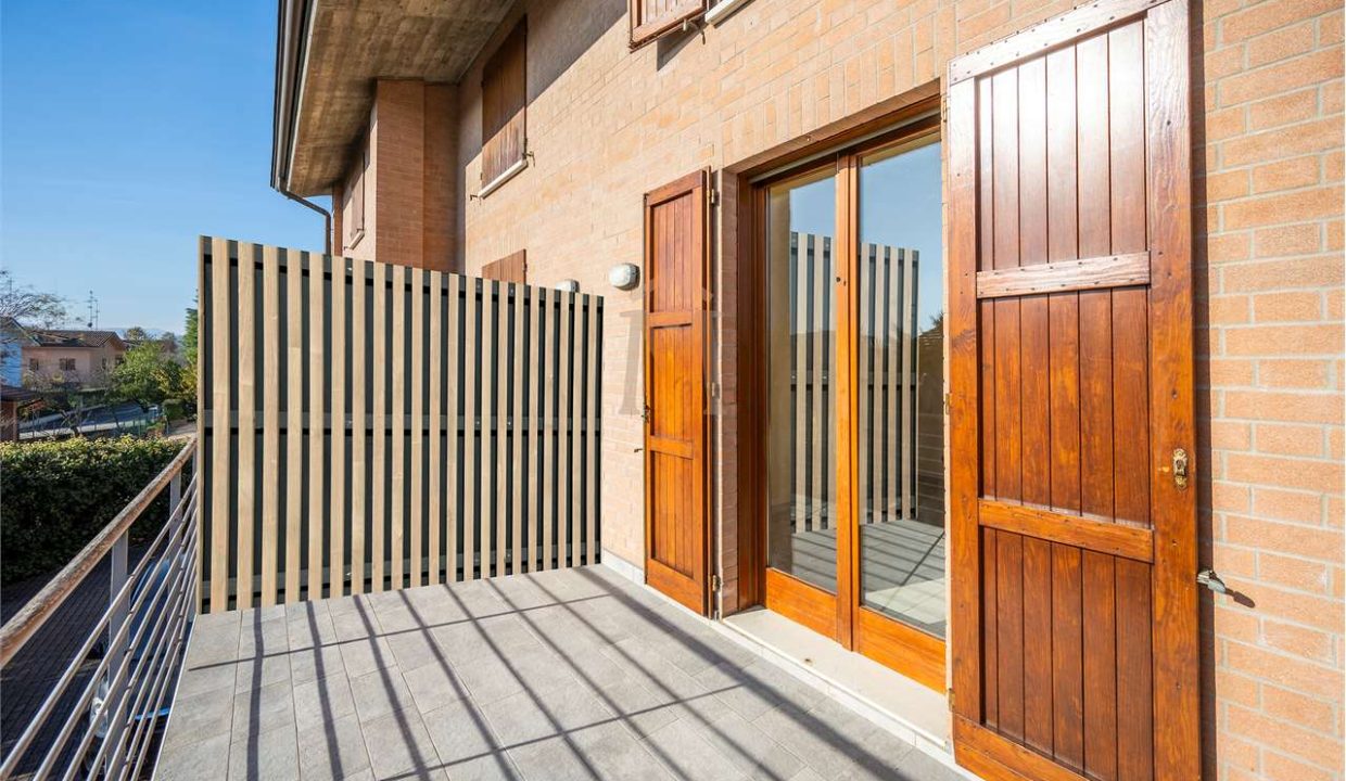 imm_46565-20251118162448-1280-