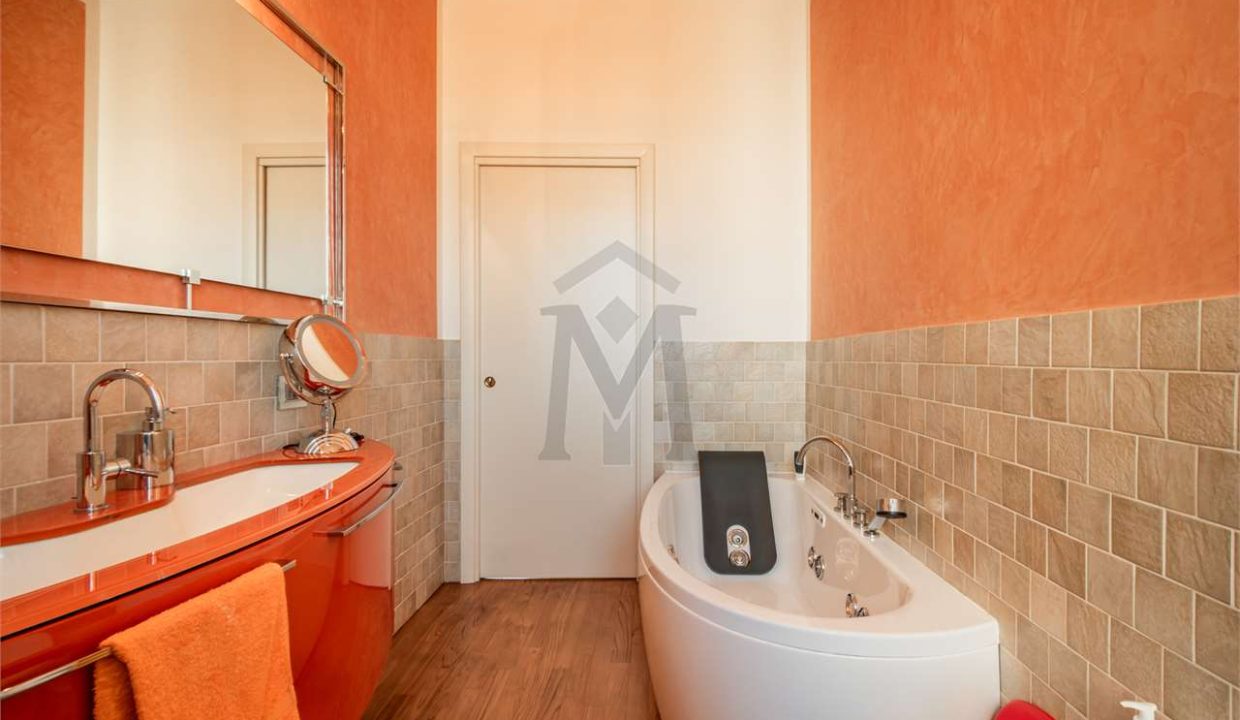 imm_46674-20251202103204-1280-