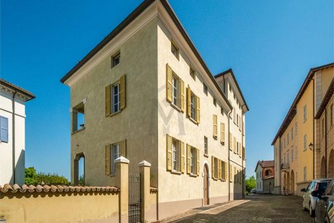 imm_46683-20251202103754-1280-