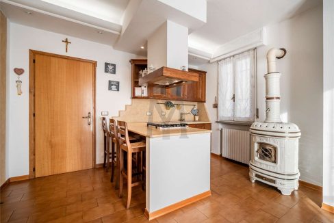 imm_46812-20251204161119-1280-