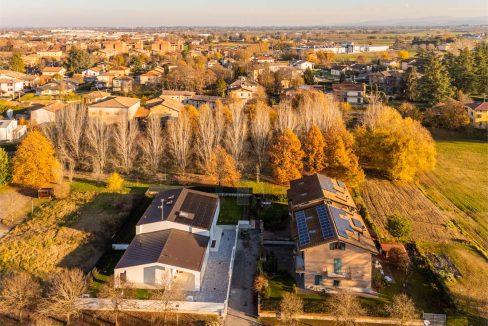 imm_46964-20251202183559-1280-