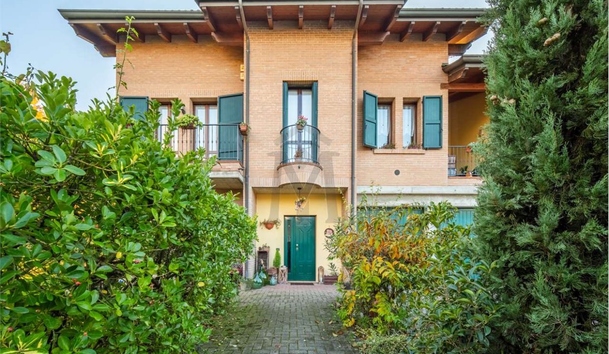 imm_46974-20251202185044-1280-