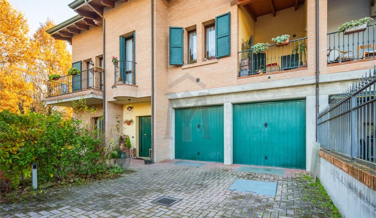 imm_46975-20251202185019-1280-