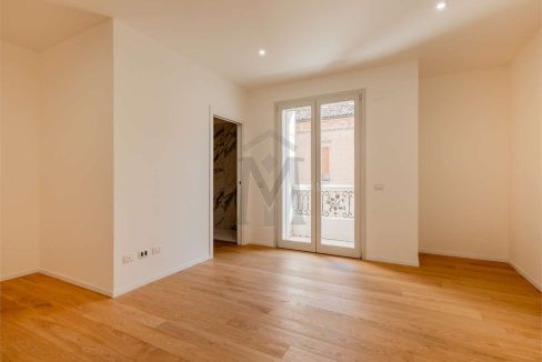 imm_47387-20251218121316-1280-