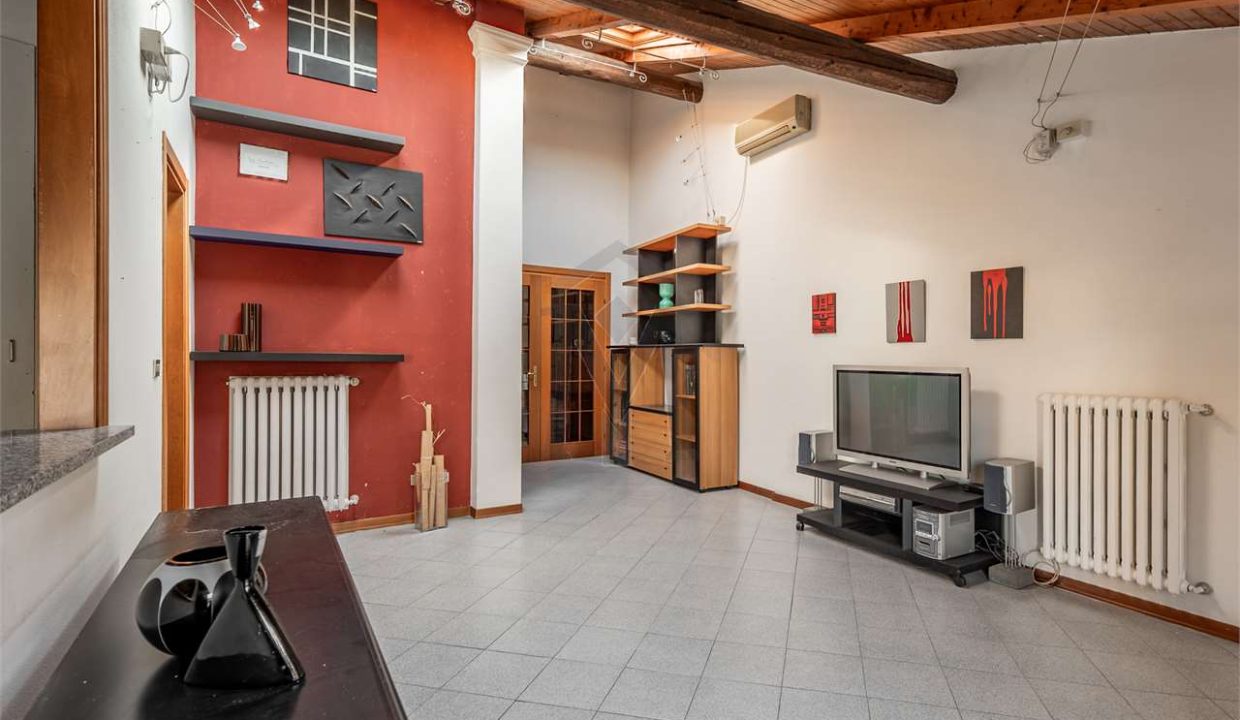 imm_47440-20251219151240-1280-