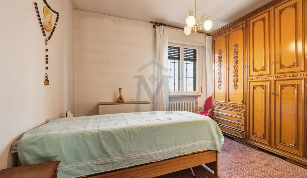 imm_48201-20260225172935-1280-