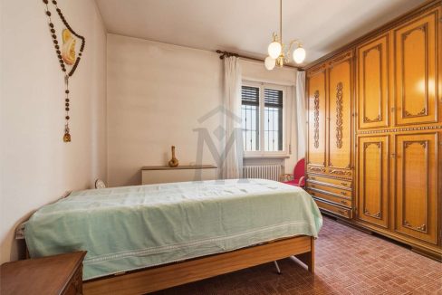 imm_48201-20260225172935-1280-