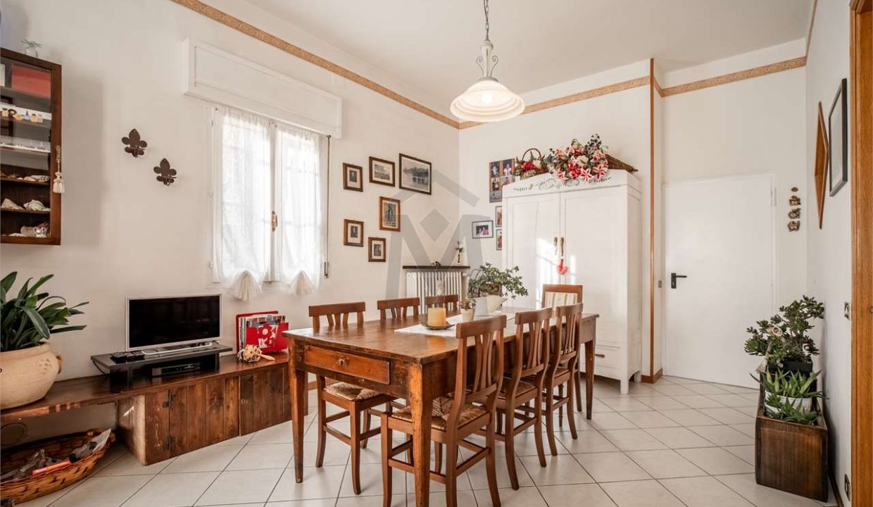 imm_48327-20260227182441-1280-