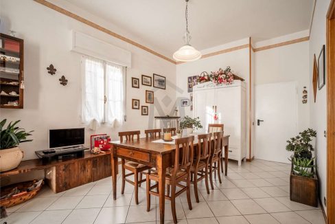 imm_48327-20260227182441-1280-