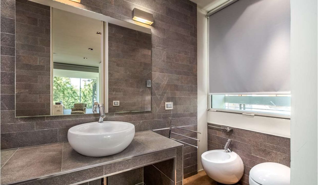 imm_37390-20240925155516-1280-