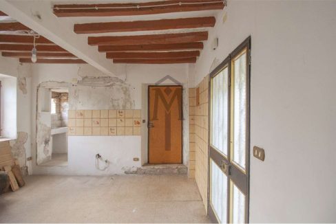 imm_37801-20250825175124-1280-