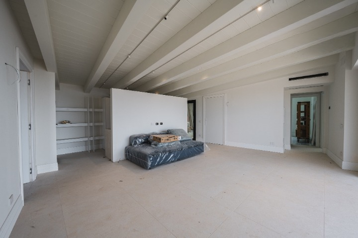 imm_43220-20250523094614-720-