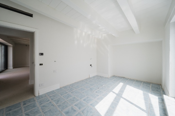 imm_43225-20250523094632-720-