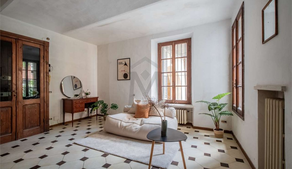 imm_43984-20250827114102-1280-