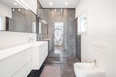 imm_44330-20250731161556-1280-