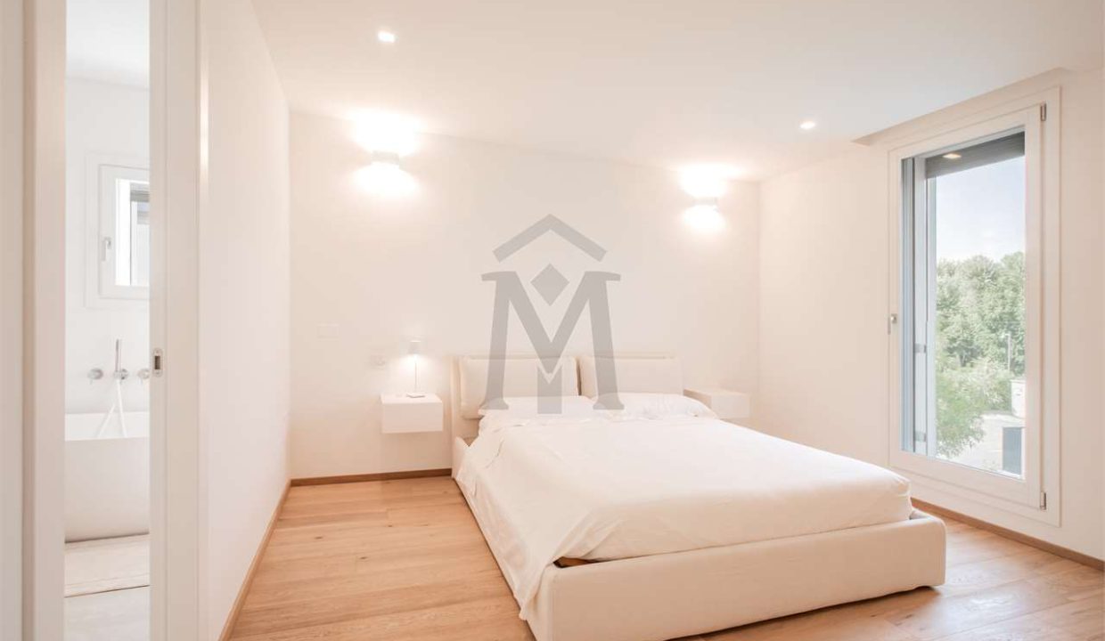 imm_44340-20250731161446-1280-