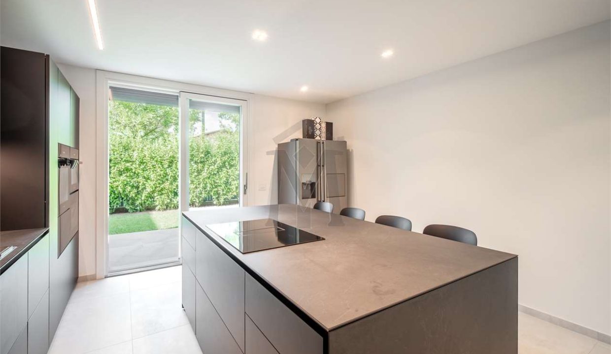 imm_44363-20250731161038-1280-