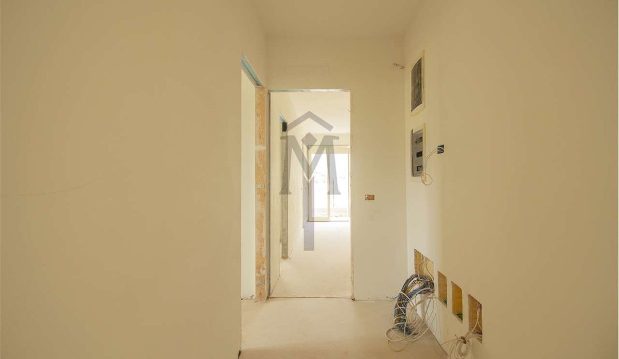 imm_44566-20250806183257-1280-